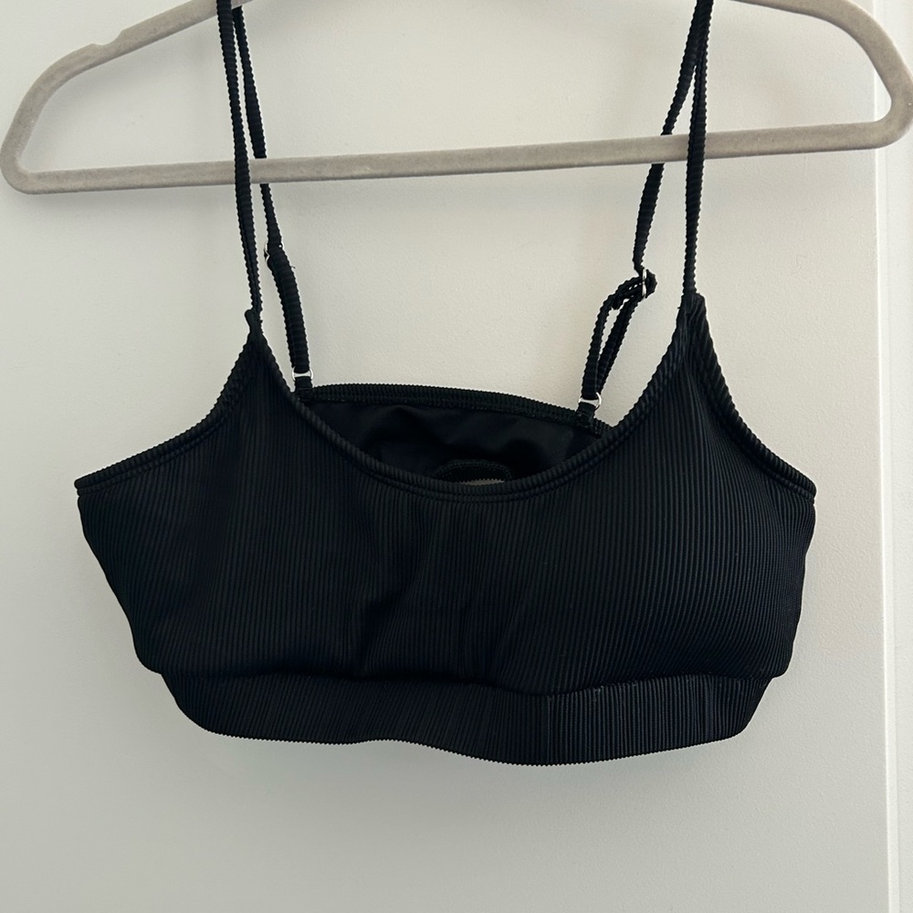 Black bikini top